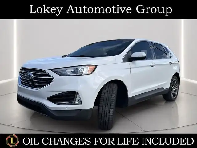 2021 Ford Edge Titanium's photo