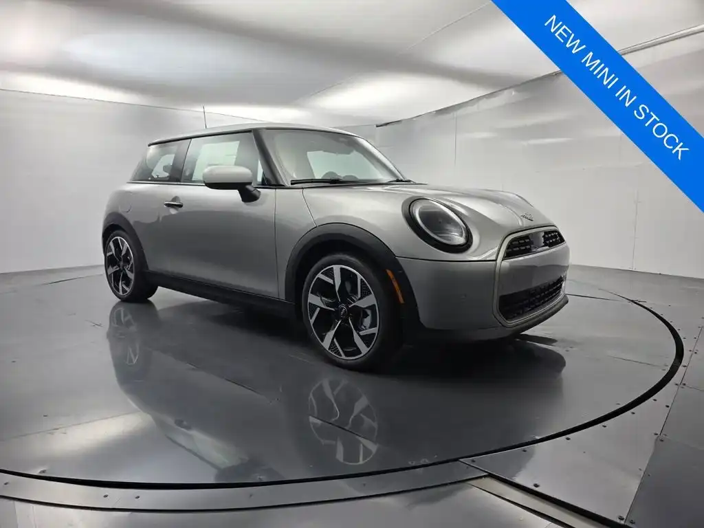 2026 MINI Hardtop Cooper S Signature's photo