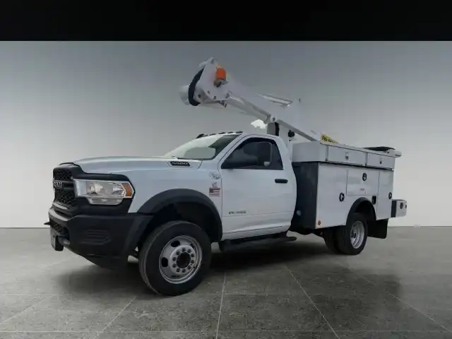 2022 RAM 5500 Tradesman 4X4 Reg Cab SWB DRW 145" WB's photo