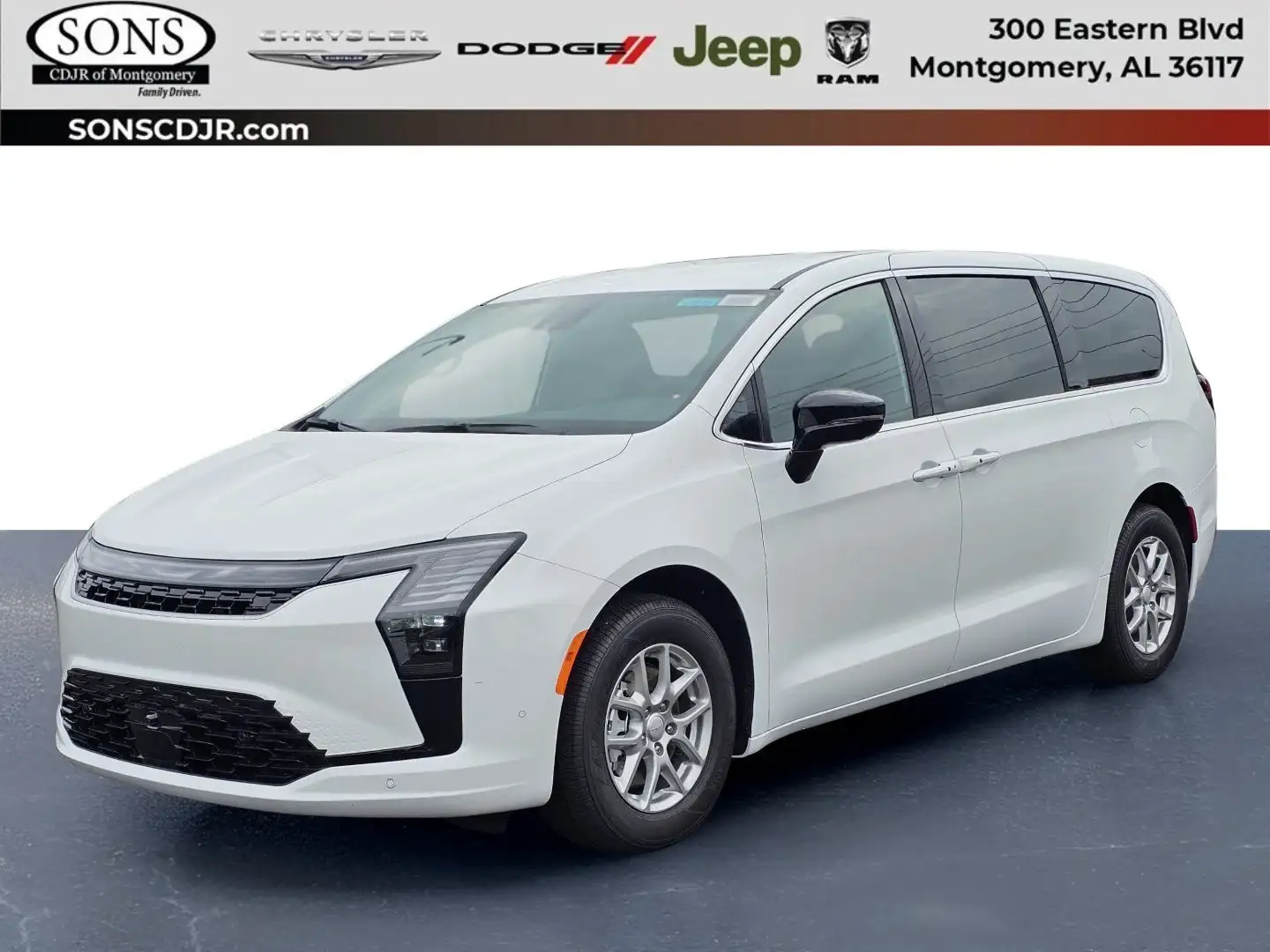 2027 Chrysler Pacifica Select's photo