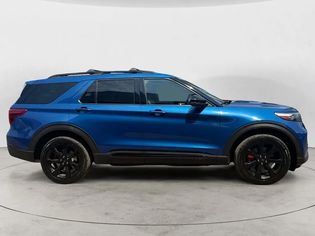 2021 Ford Explorer ST 4WD photo 4