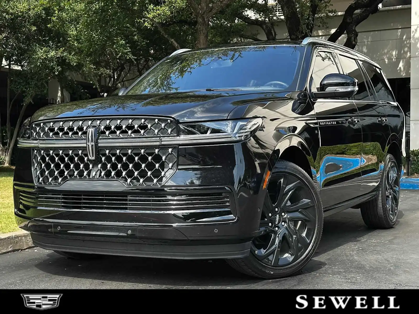 2025 Lincoln Navigator Black Label 4WD's photo