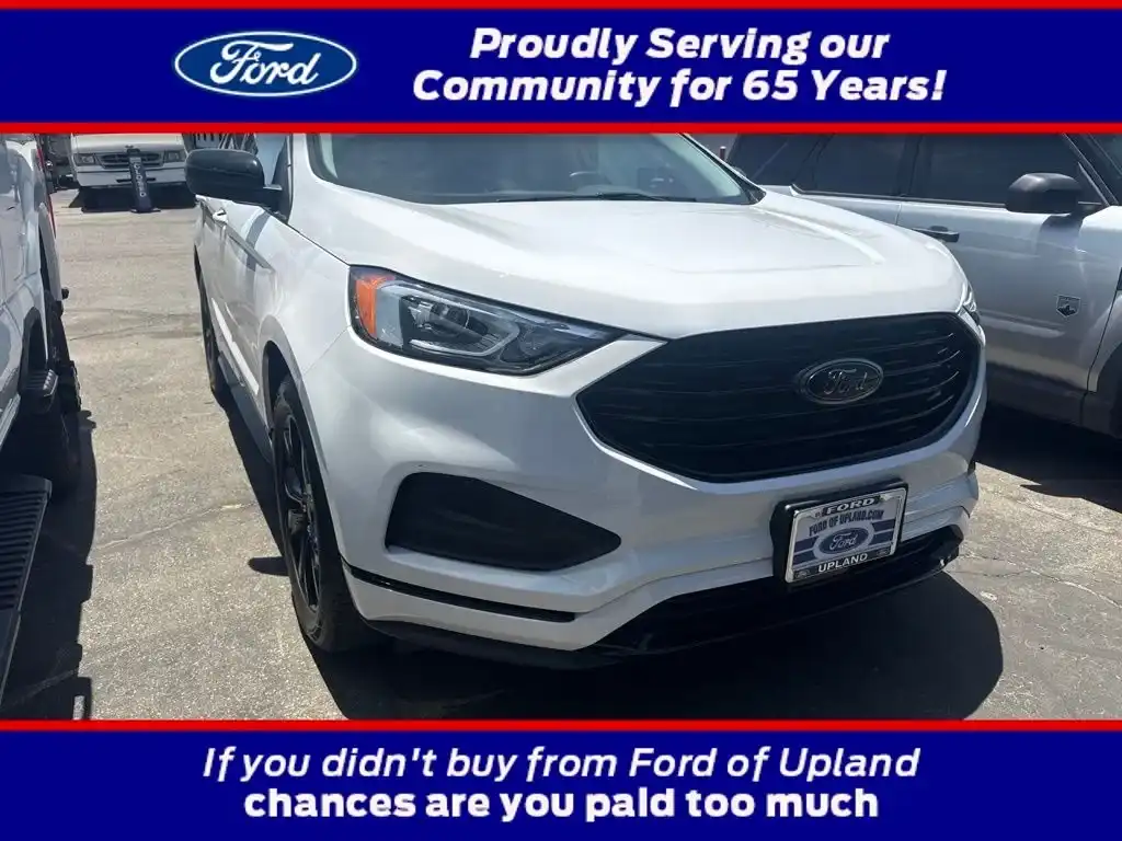 2022 Ford Edge SE AWD's photo