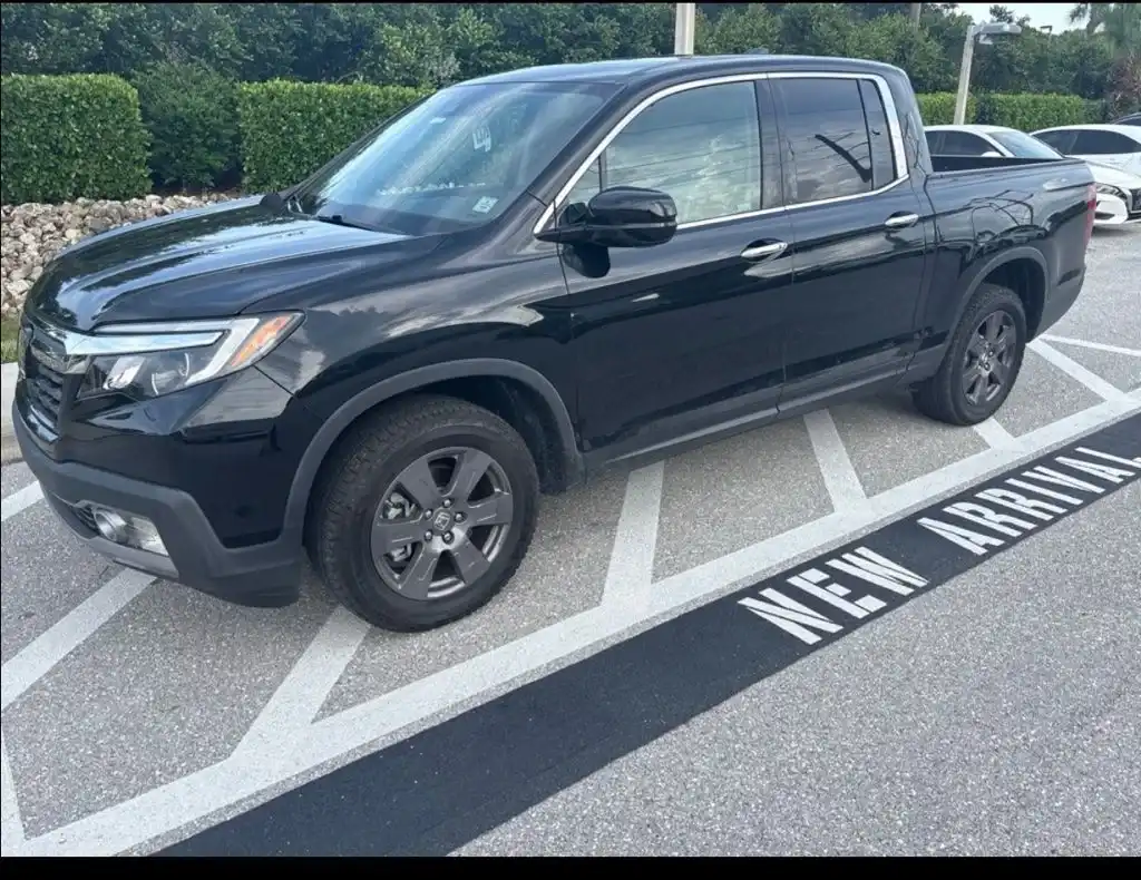 2020 Honda Ridgeline RTL-E AWD's photo