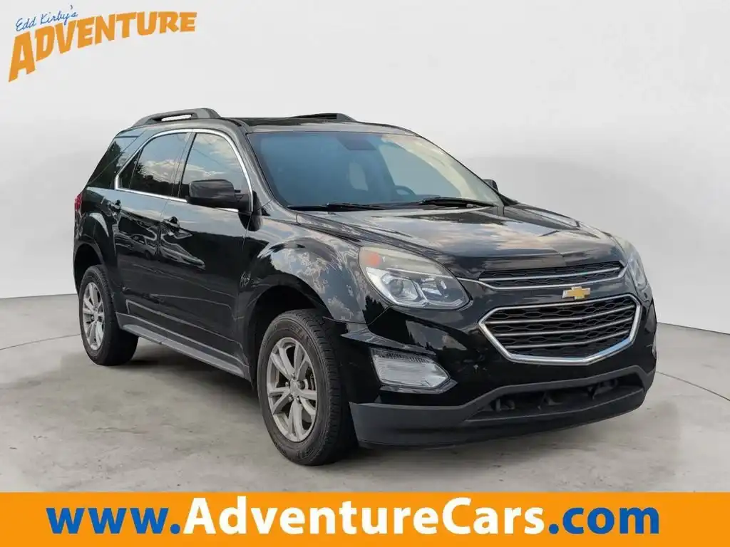 2017 Chevrolet Equinox LT's photo