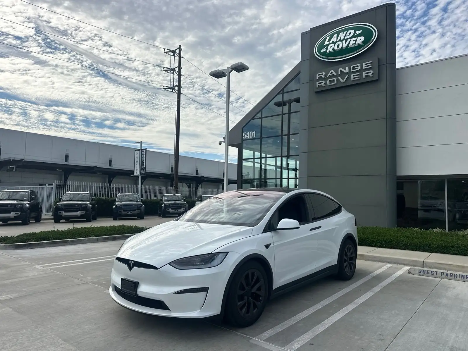 2023 Tesla Model X Long Range photo 1