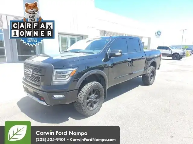 2021 Nissan Titan PRO-4X 4X4 Crew Cab's photo