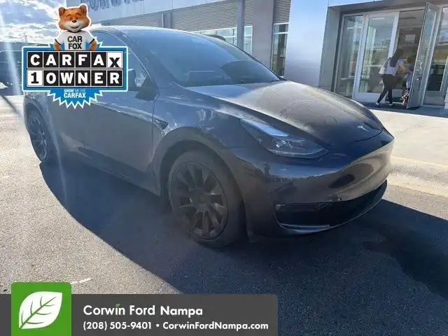 2024 Tesla Model Y Long Range Dual Motor All-Wheel Drive's photo