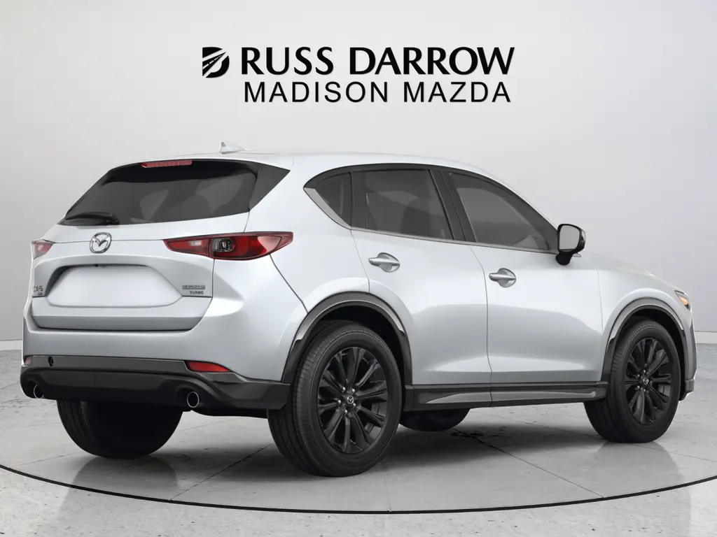 2023 Mazda CX-5 S Preferred package Auto AWD photo 3