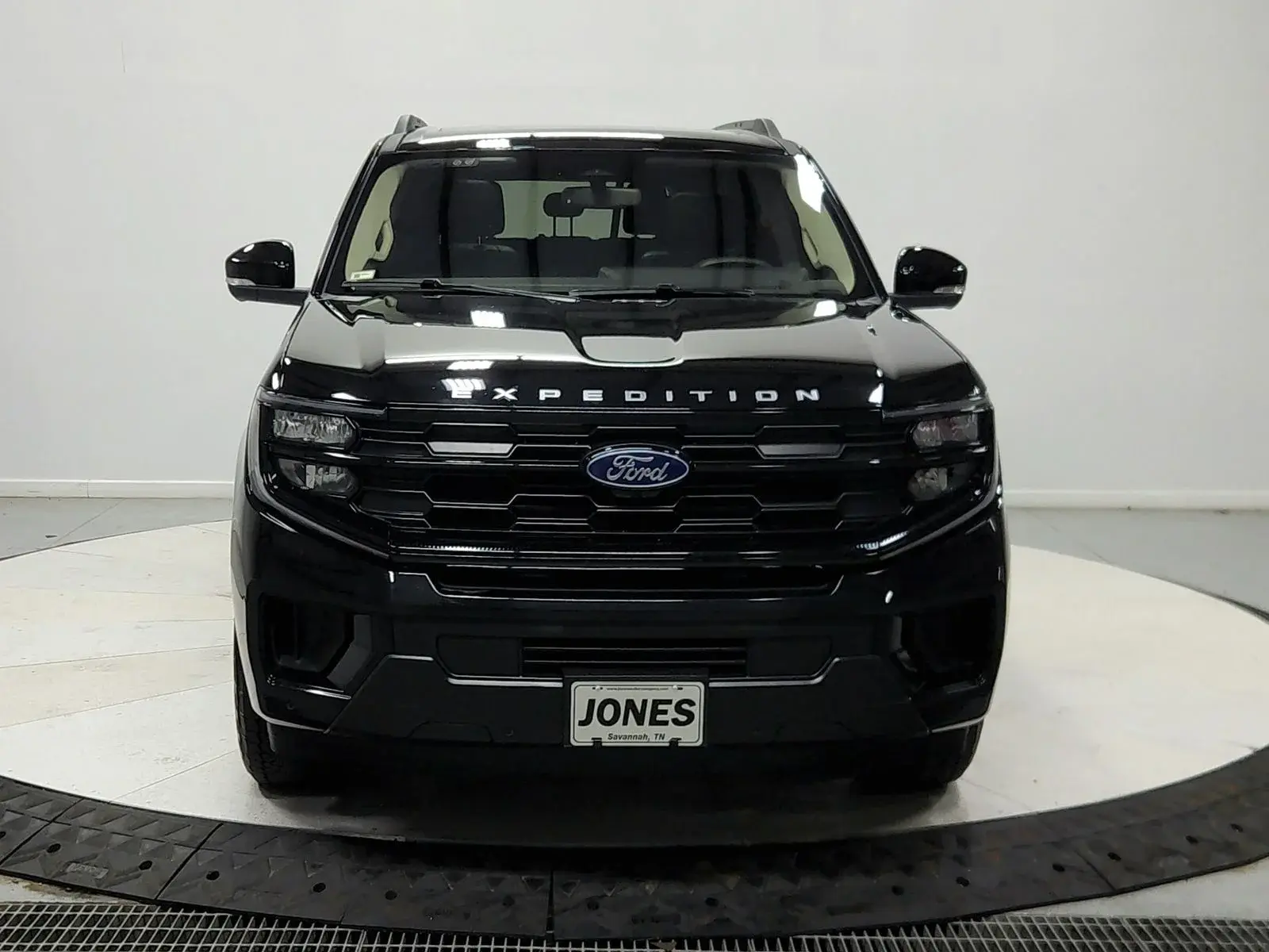 2025 Ford Expedition Active 4x4 photo 3