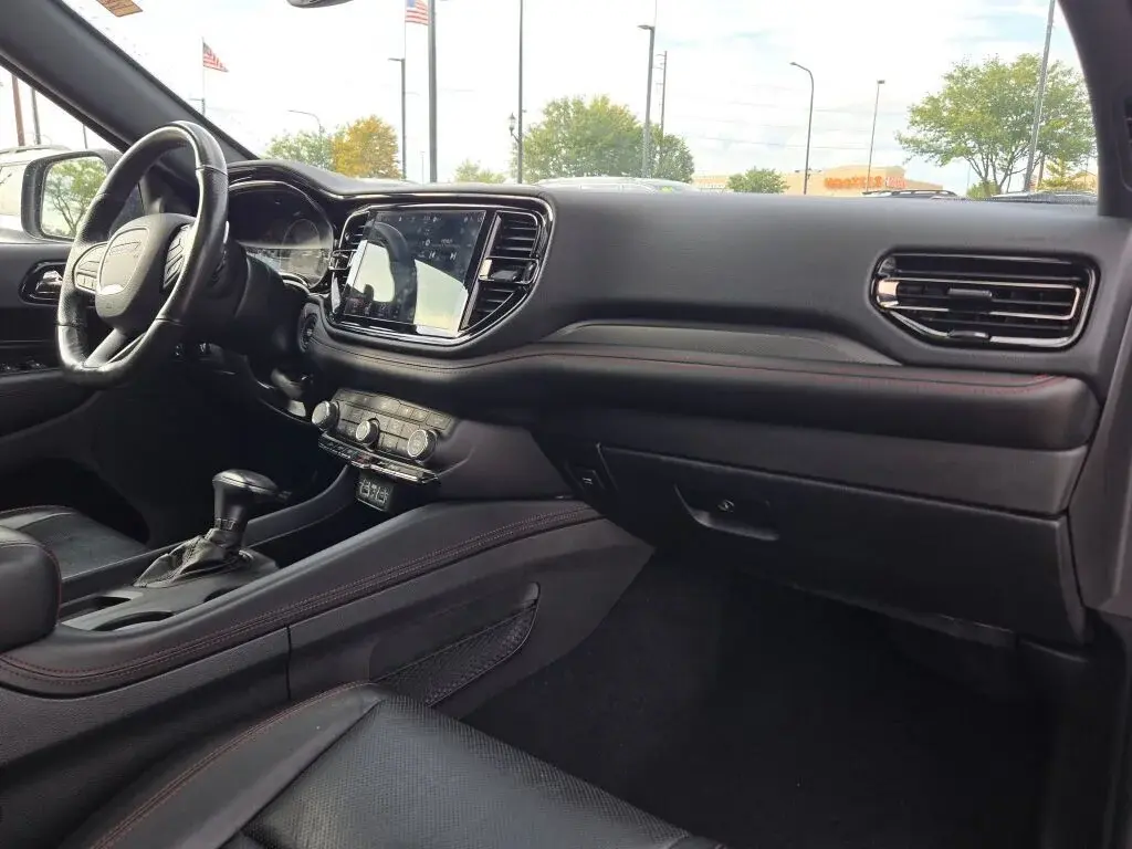 2023 Dodge Durango GT AWD Plus photo 5