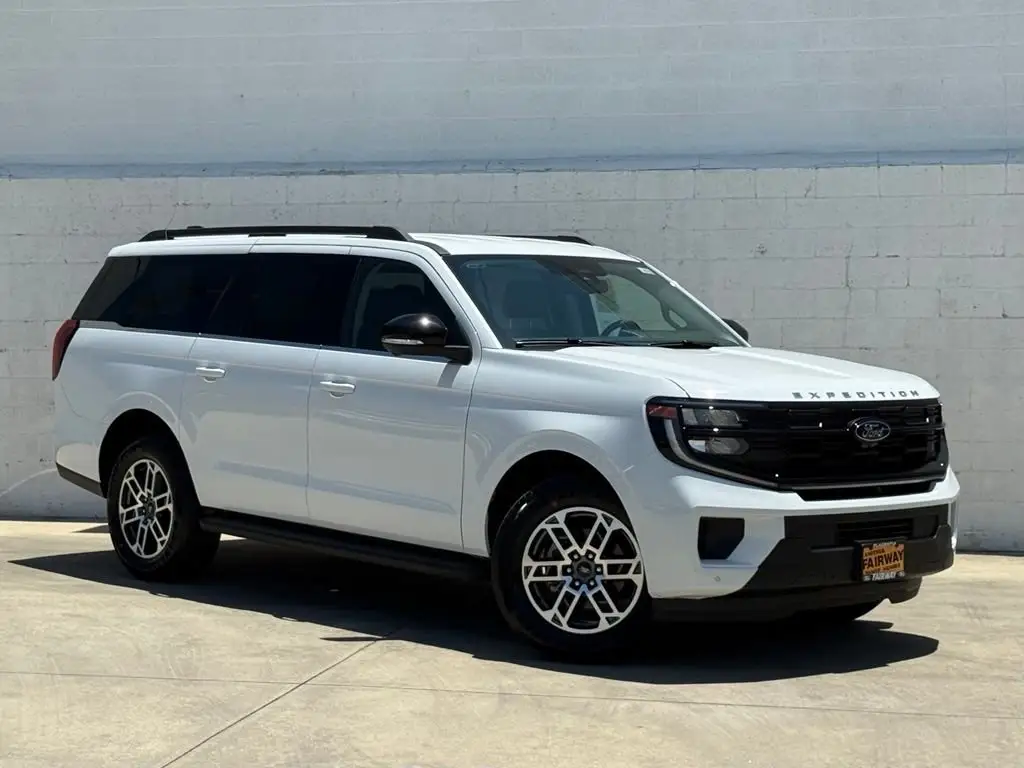 2026 Ford Expedition Active MAX photo 1