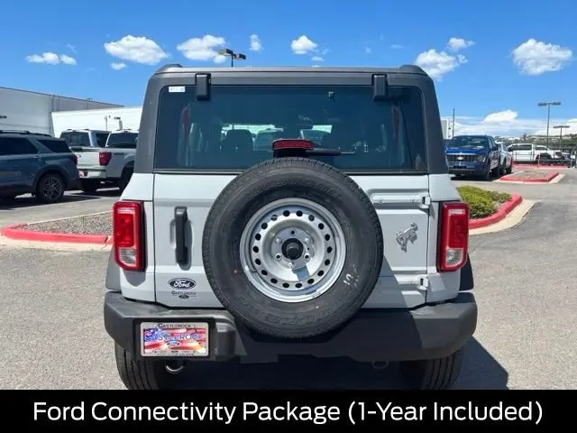 2026 Ford Bronco Base 4x4 photo 4