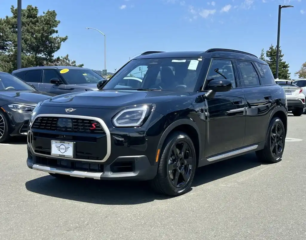 2027 MINI Countryman S ALL4's photo