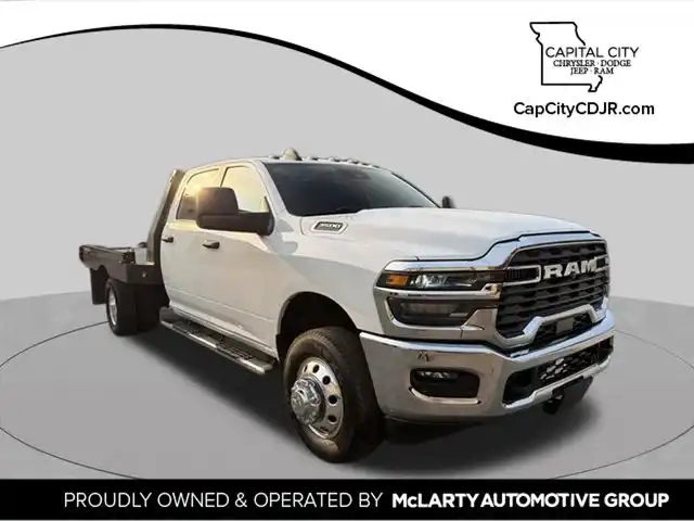 2025 RAM 3500 Tradesman 4X4 Crew Cab's photo