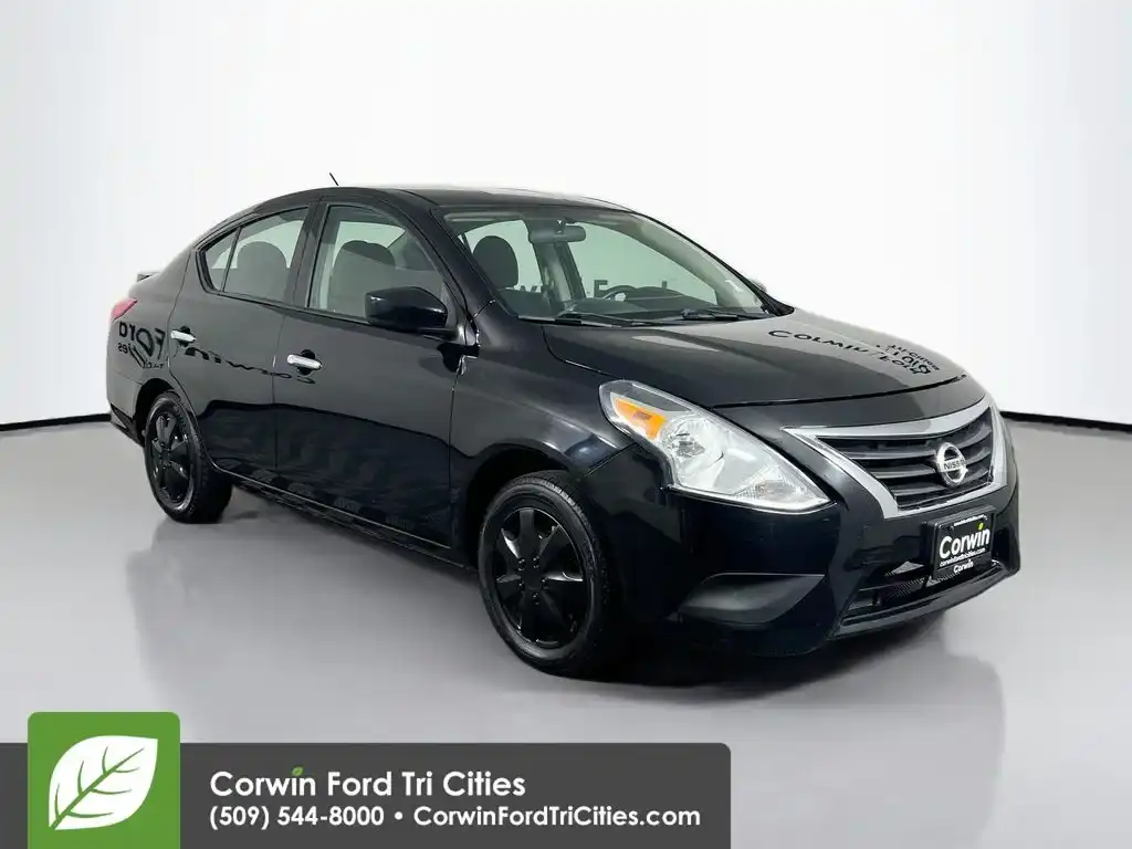 2019 Nissan Versa 1.6 SV CVT's photo