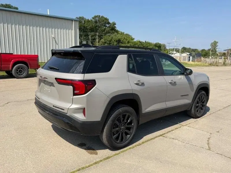 2027 GMC Terrain Elevation AWD photo 3