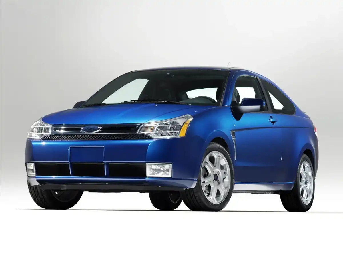 2009 Ford Focus SES's photo
