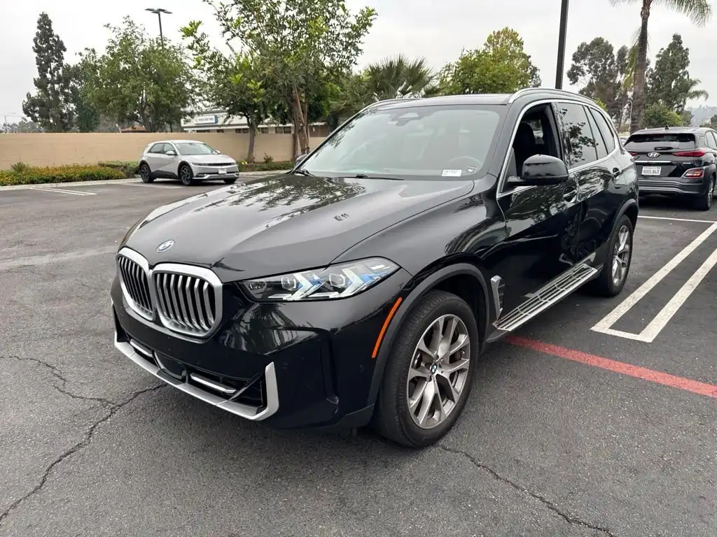 2024 BMW X5 sDrive40i's photo