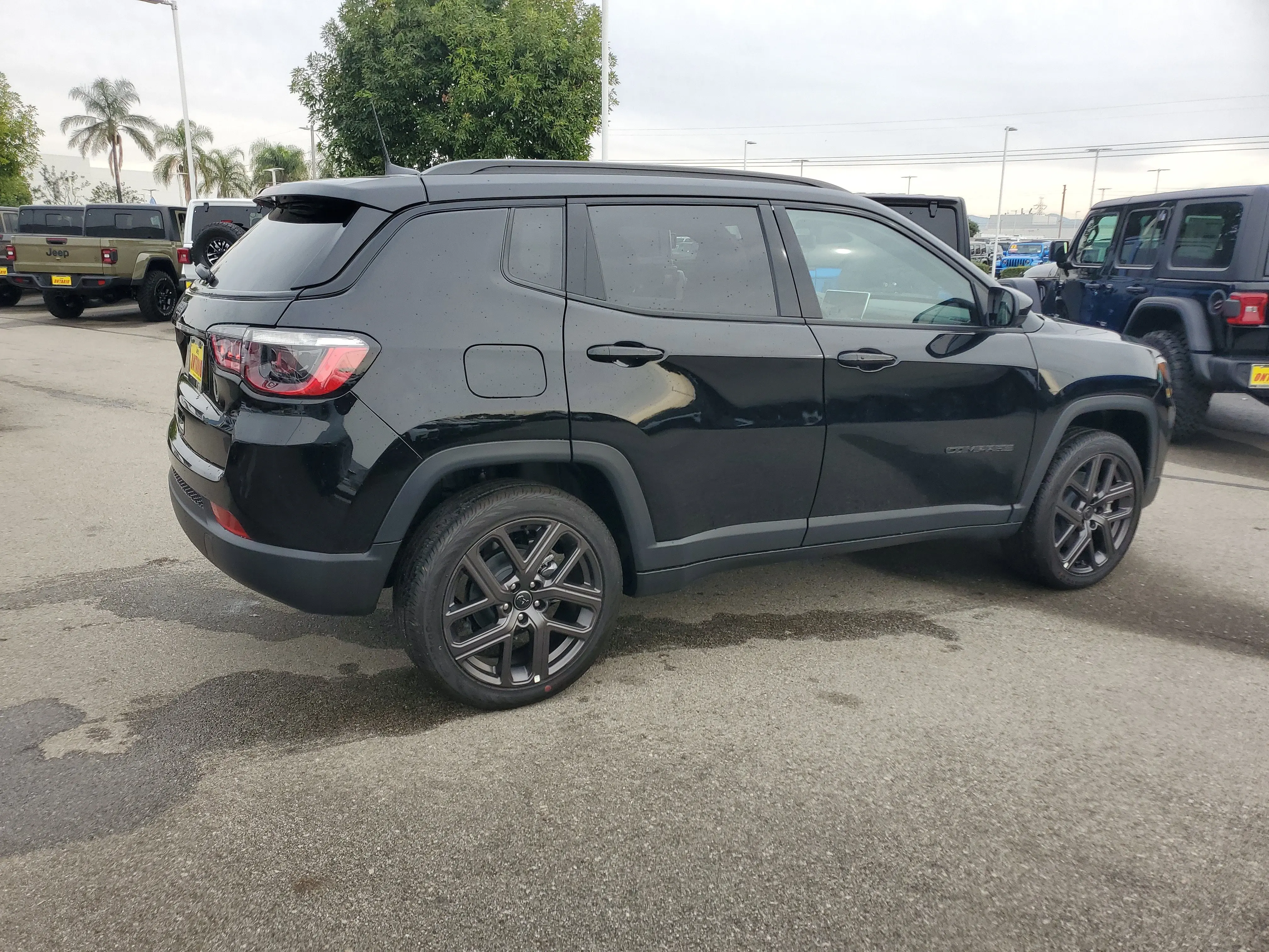 2026 Jeep Compass Altitude 4X4 photo 3