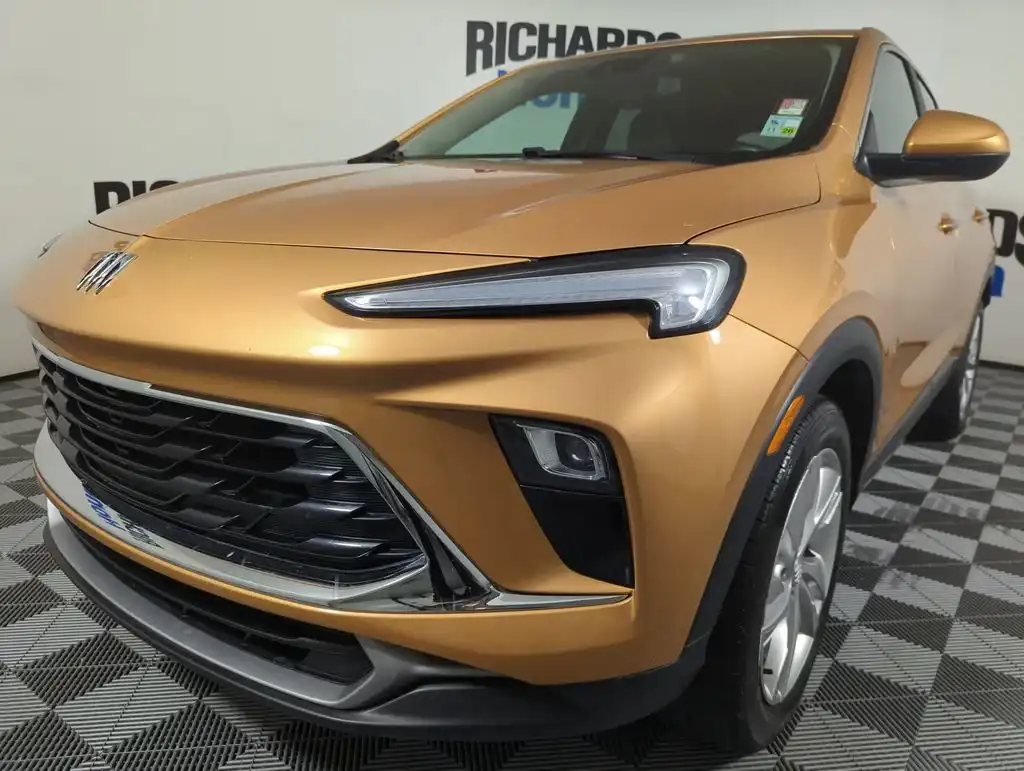 2024 Buick Encore GX Preferred's photo