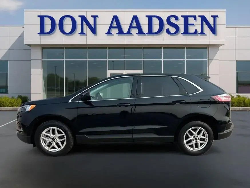 2023 Ford Edge SEL AWD photo 5