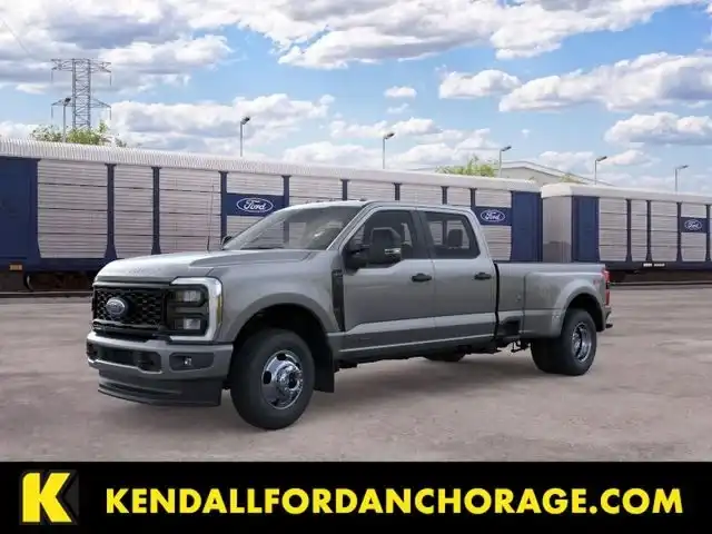 2026 Ford F-350 XL 4x4 Crew Cab 8' Box DRW's photo