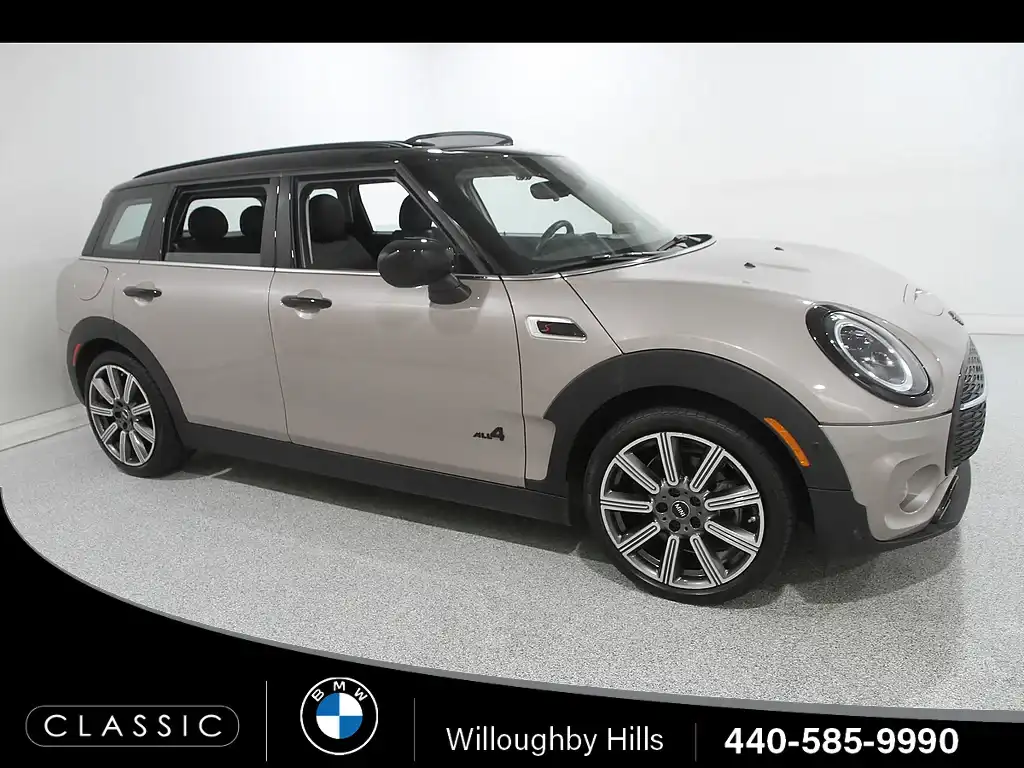 2024 MINI Clubman Cooper S ALL4's photo