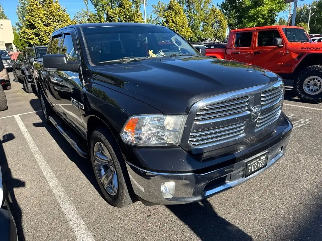 2018 RAM 1500 SLT Crew Cab 4x4 5'7" Box photo 1