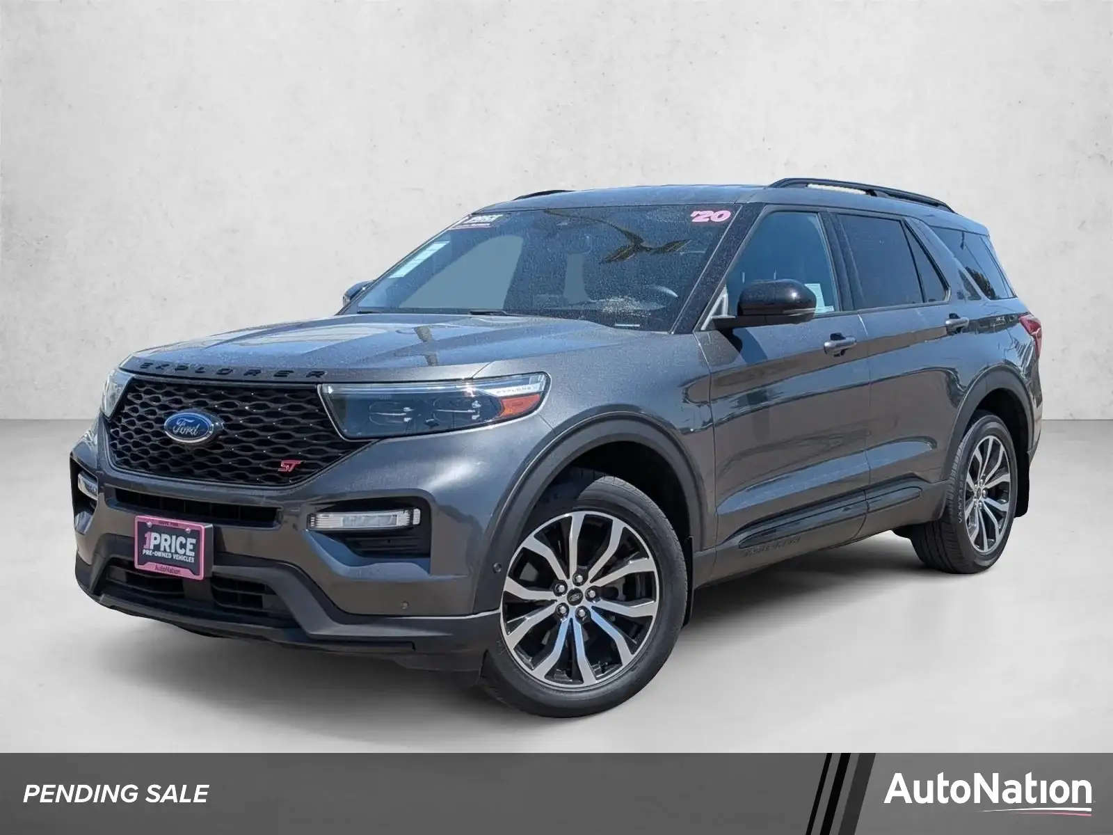2020 Ford Explorer ST 4WD photo 1