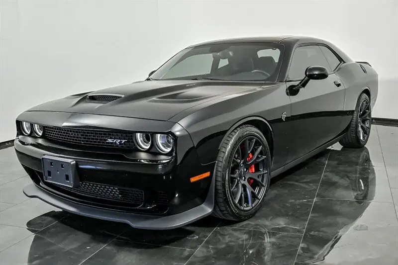 2016 Dodge Challenger SRT Hellcat photo 5
