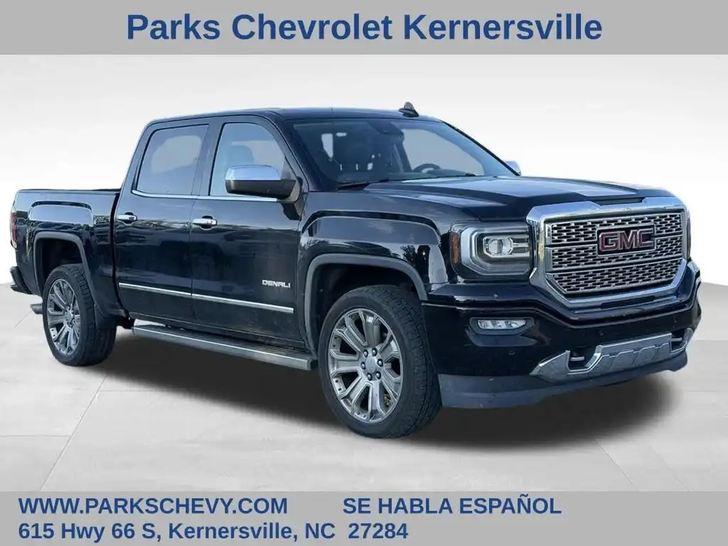 2017 GMC Sierra 4WD Crew Cab Short Box's photo