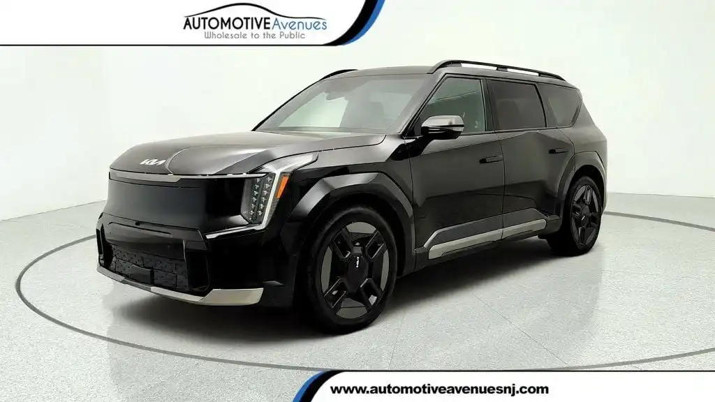 2024 Kia EV9 GT-Line AWD's photo