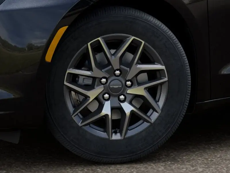 2027 Chrysler Pacifica Limited photo 4