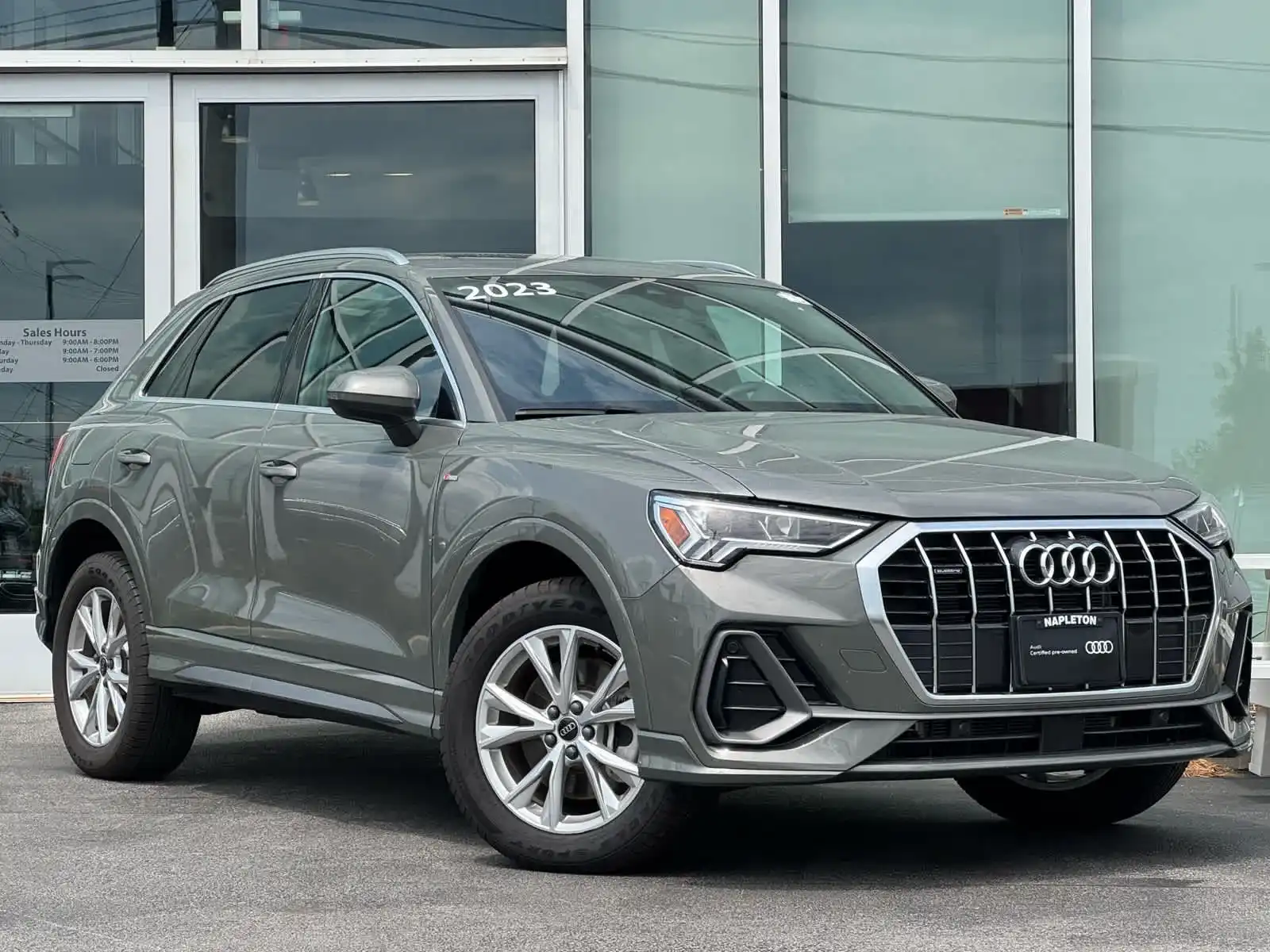 2023 Audi Q3 45 TFSI S Line Premium quattro's photo