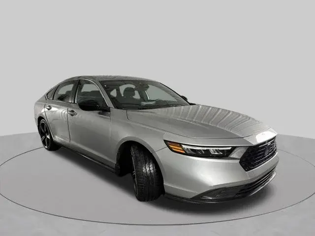 2023 Honda Accord Hybrid Sport Without BSI photo 4