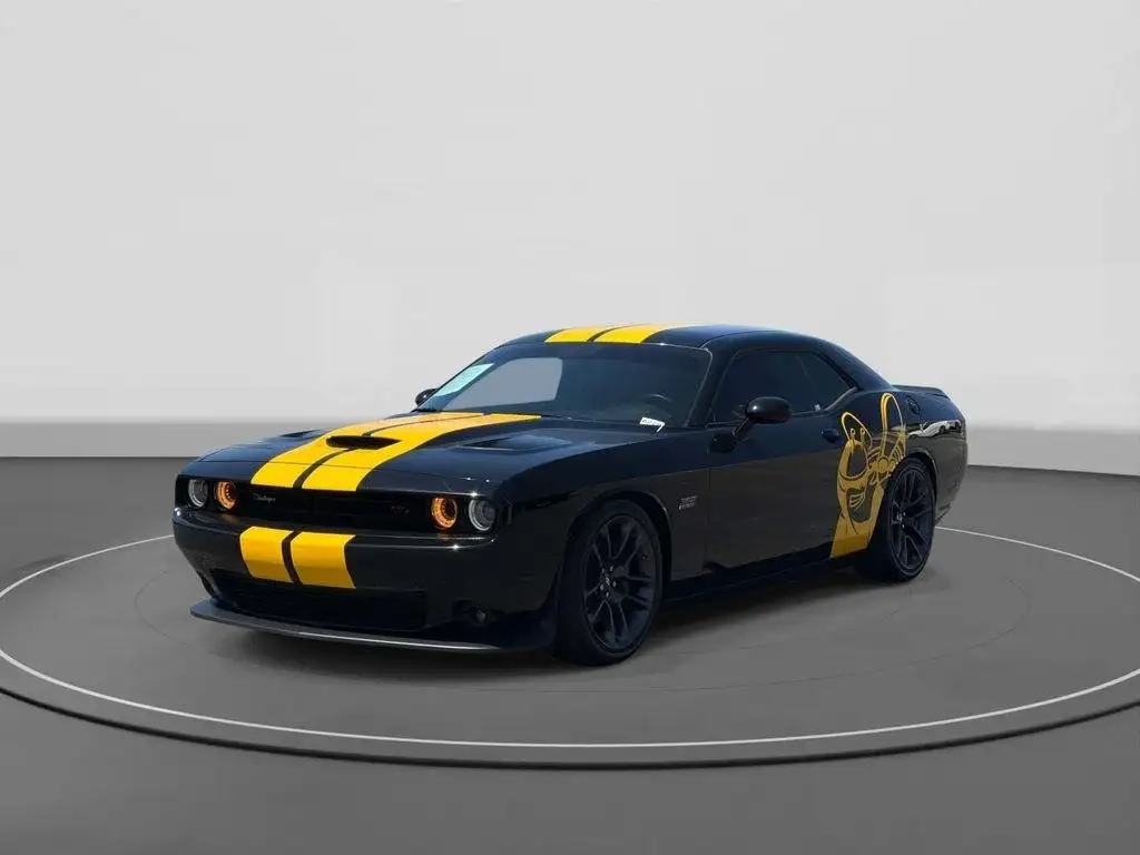 2021 Dodge Challenger R/T Scat Pack photo 1