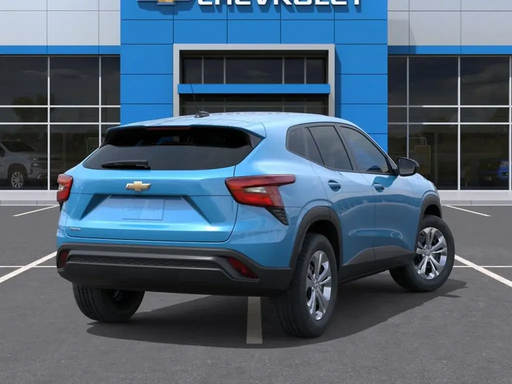 2026 Chevrolet Trax LS photo 4