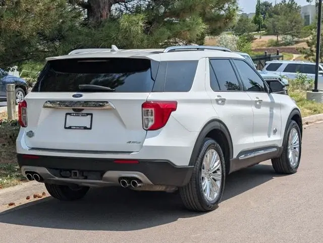 2021 Ford Explorer King Ranch 4WD photo 3