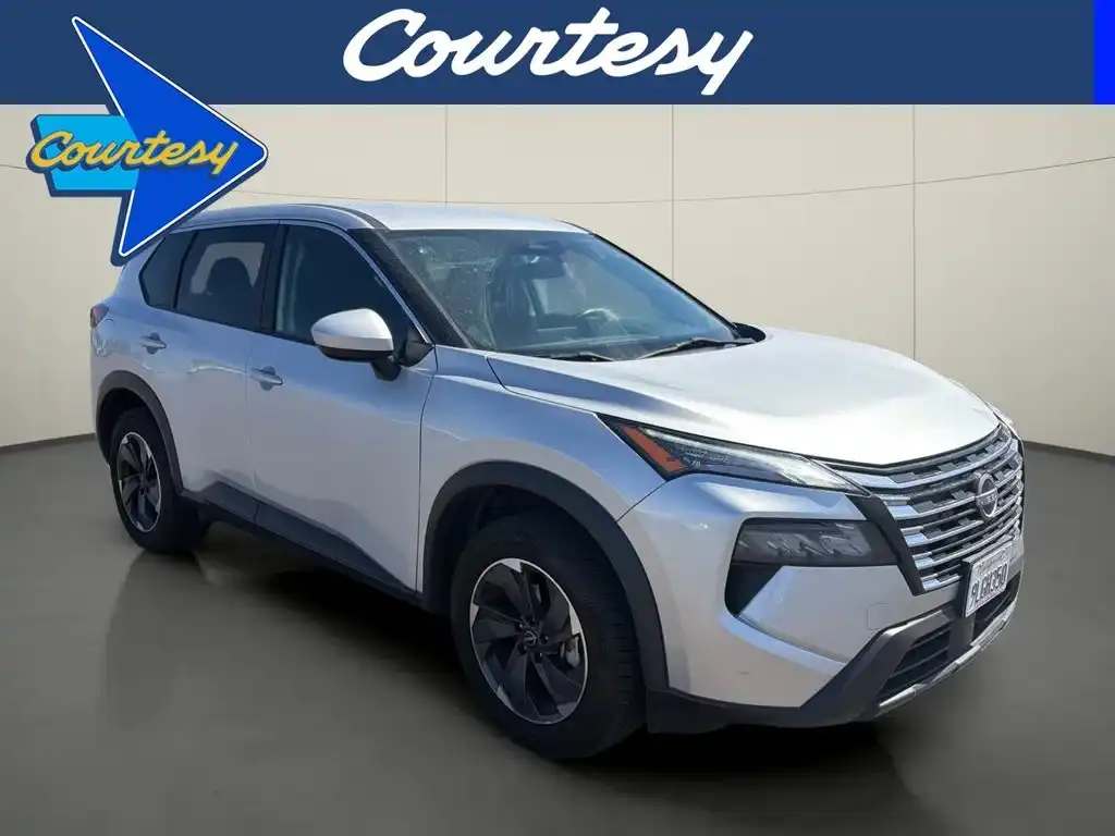 2024 Nissan Rogue SV FWD's photo