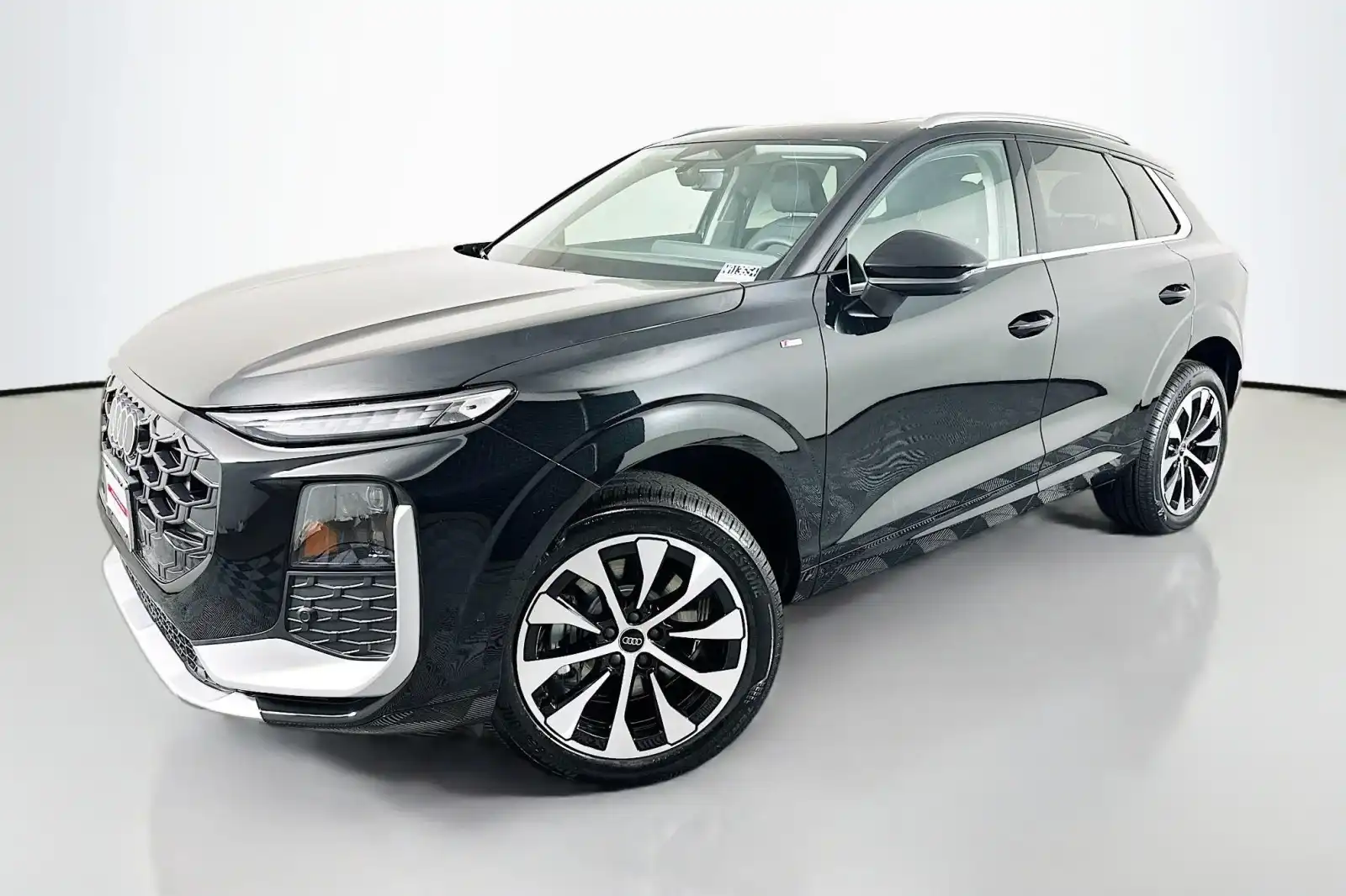 2026 Audi Q3 S line quattro's photo