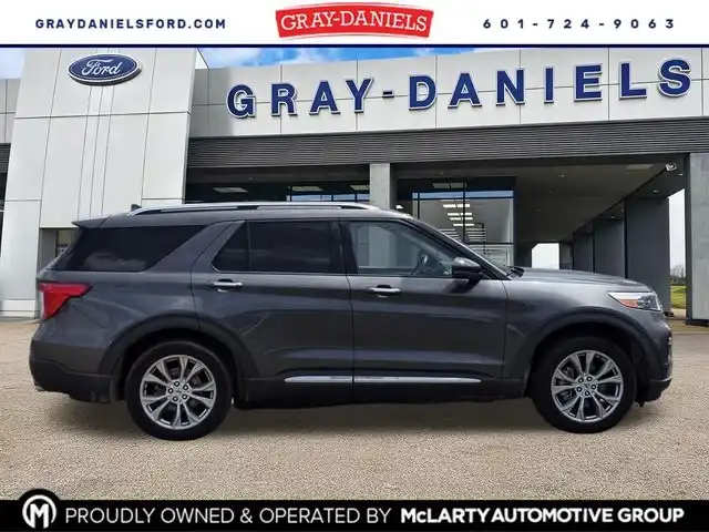 2020 Ford Explorer Limited RWD's photo