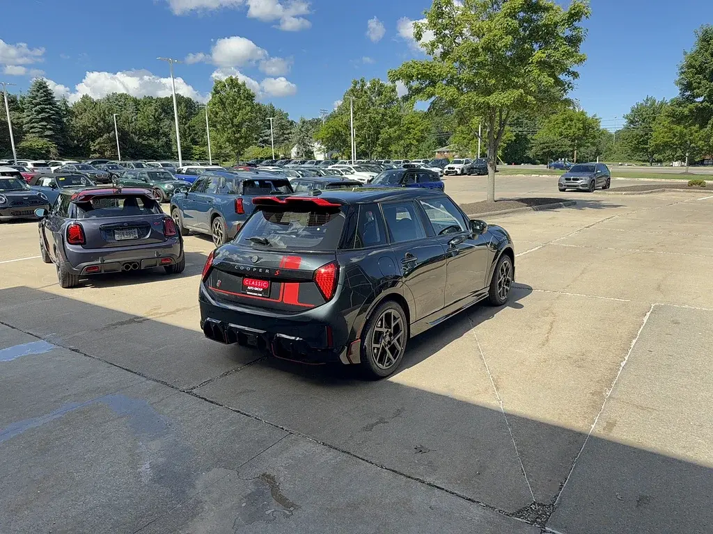 2026 MINI Hardtop Cooper S photo 3
