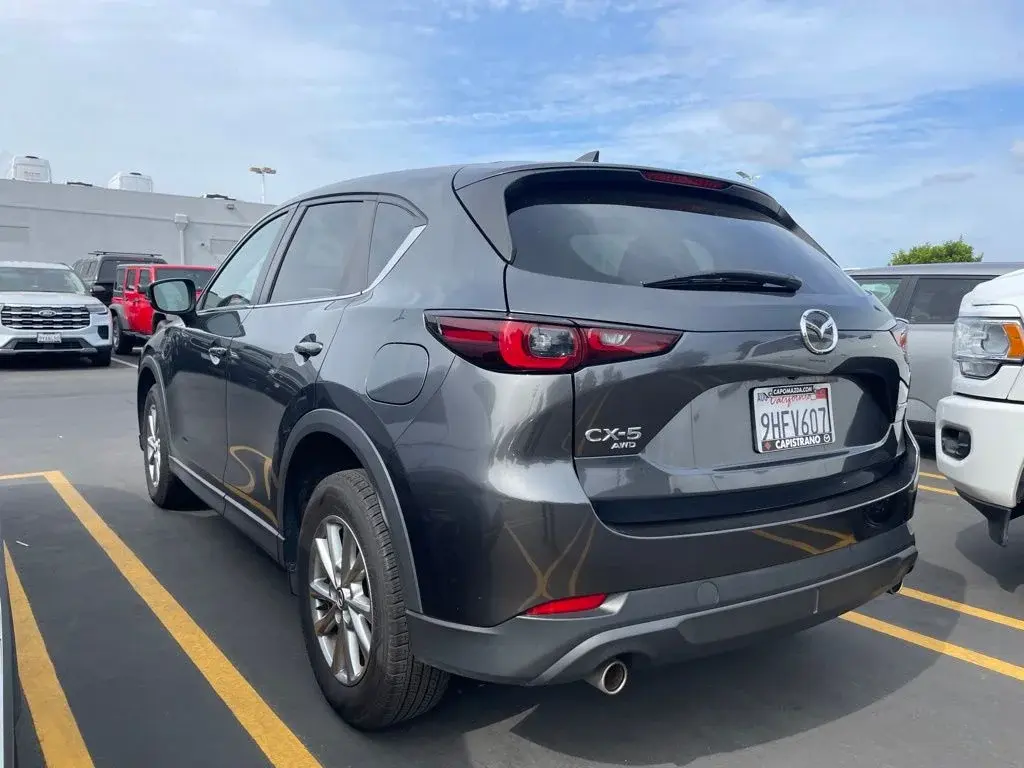 2023 Mazda CX-5 S Preferred package Auto AWD photo 4