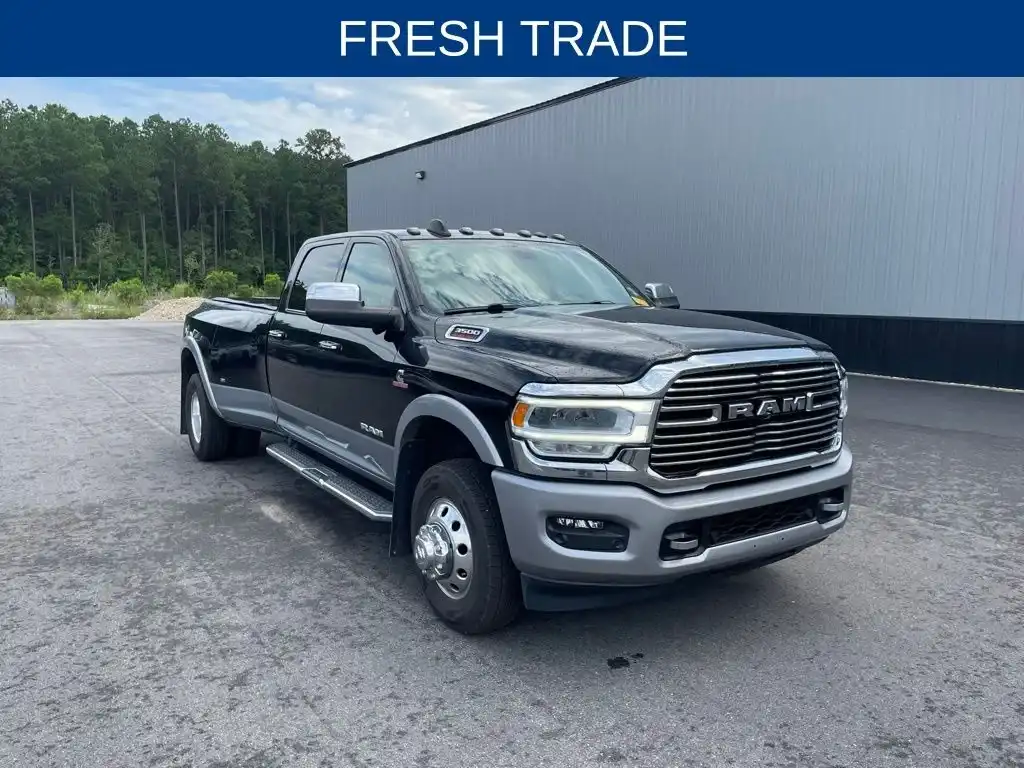 2021 RAM 3500 Laramie 4X4 Crew Cab LWB's photo
