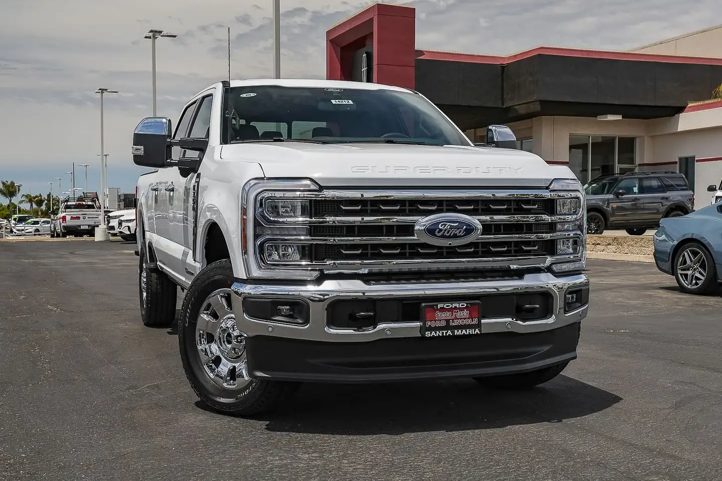 2026 Ford F-350 King Ranch 4WD Crew Cab SRW 6-3/4' Box photo 1