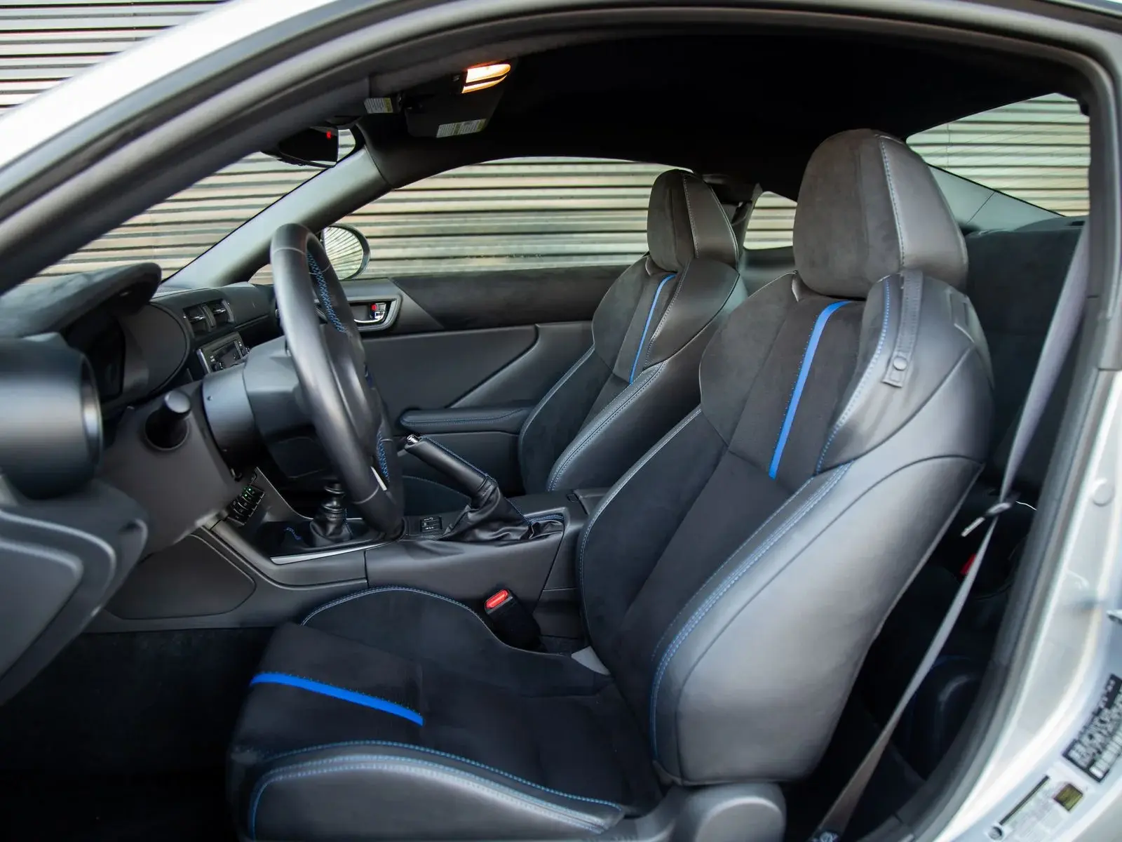 2025 Subaru BRZ tS MT photo 5