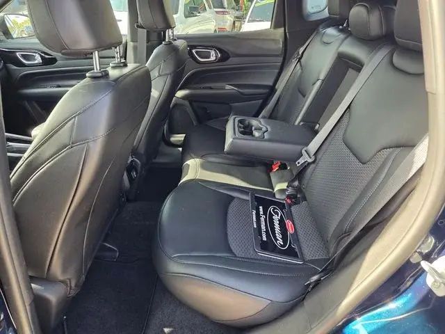 2026 Jeep Compass Altitude 4X4 photo 5