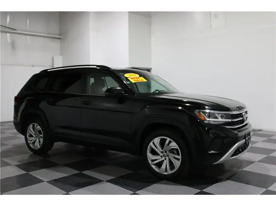2021 Volkswagen Atlas 2.0T SE with Tech 4Motion's photo