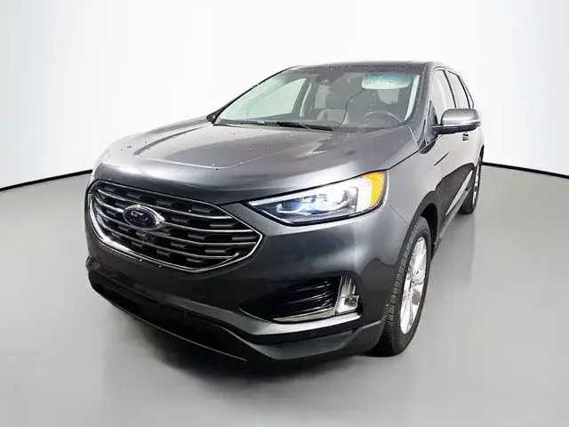 2020 Ford Edge Titanium AWD photo 5